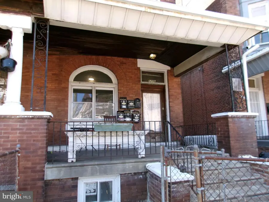 2206 W Tioga St, Philadelphia, PA 19140 - #2