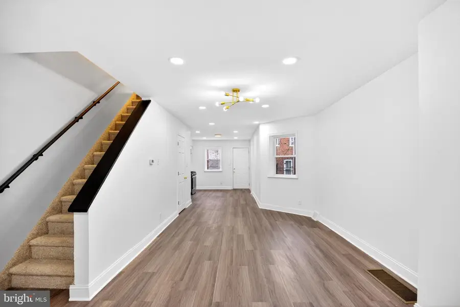 5430 Regent St, Philadelphia, PA 19143 - #2