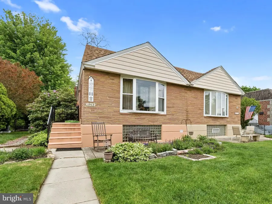 1913 Benton Ave, Philadelphia, PA 19152 - #3