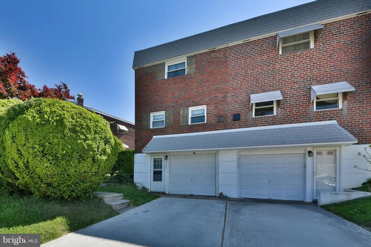 9135 Revere St, Philadelphia, PA 19152 - #1
