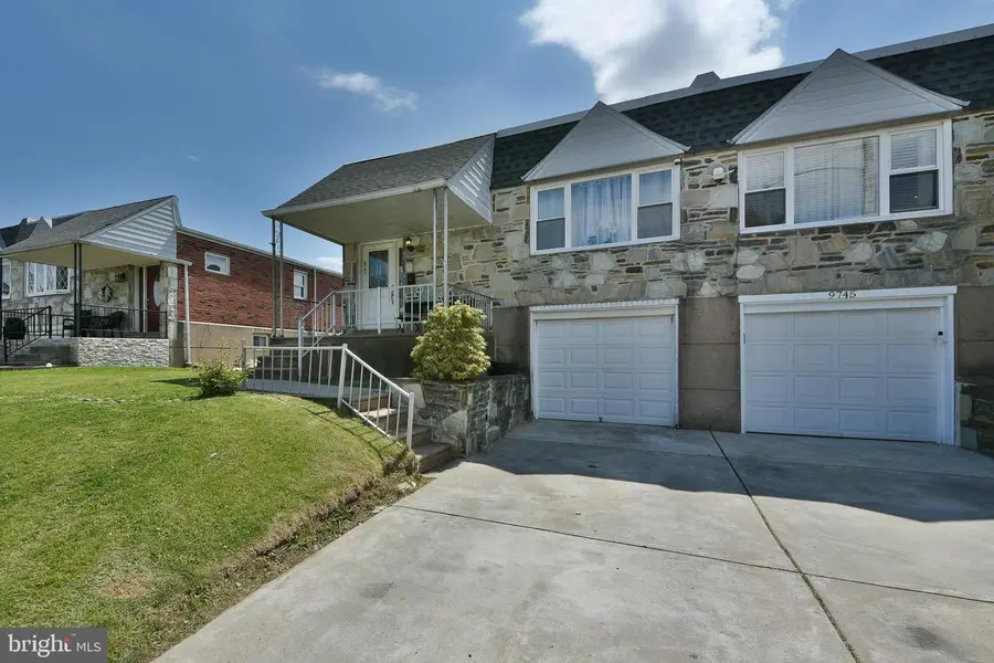 9747 Hoff St, Philadelphia, PA 19115 - #2