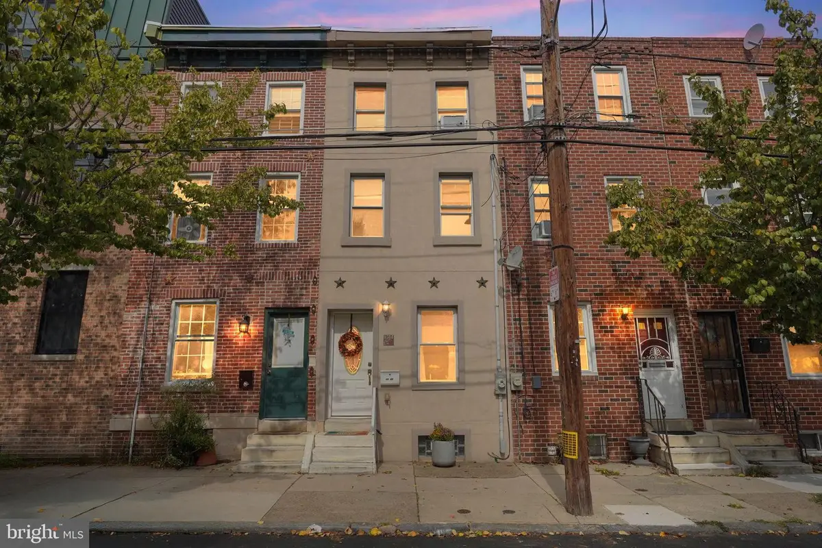 2314 Emerald St, Philadelphia, PA 19125 - #1