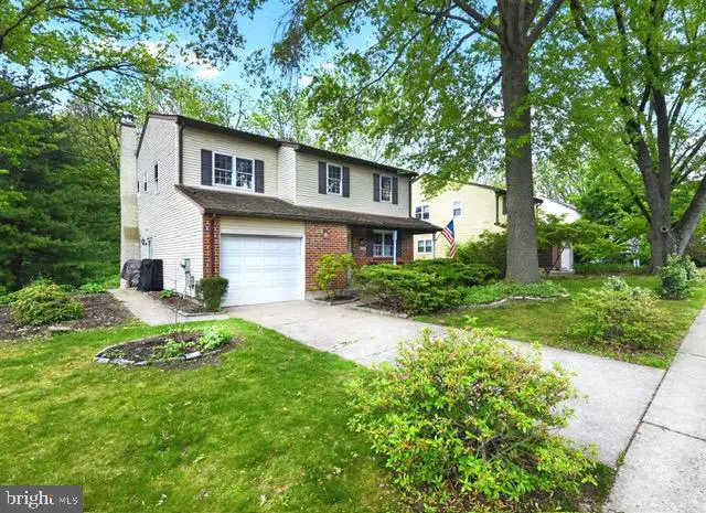 9033 Lykens Ln, Philadelphia, PA 19128 - #1