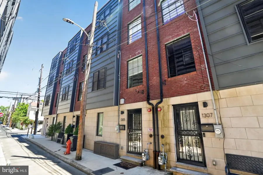 1305 S Hancock St, Philadelphia, PA 19147 - #3