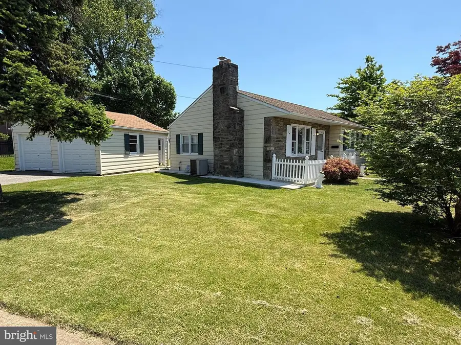 2201 Lott Ave, Philadelphia, PA 19115 - #2