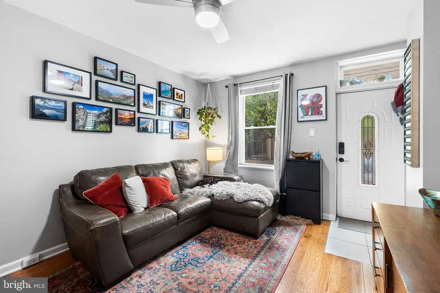 2625 Sepviva St, Philadelphia, PA 19125 - #3