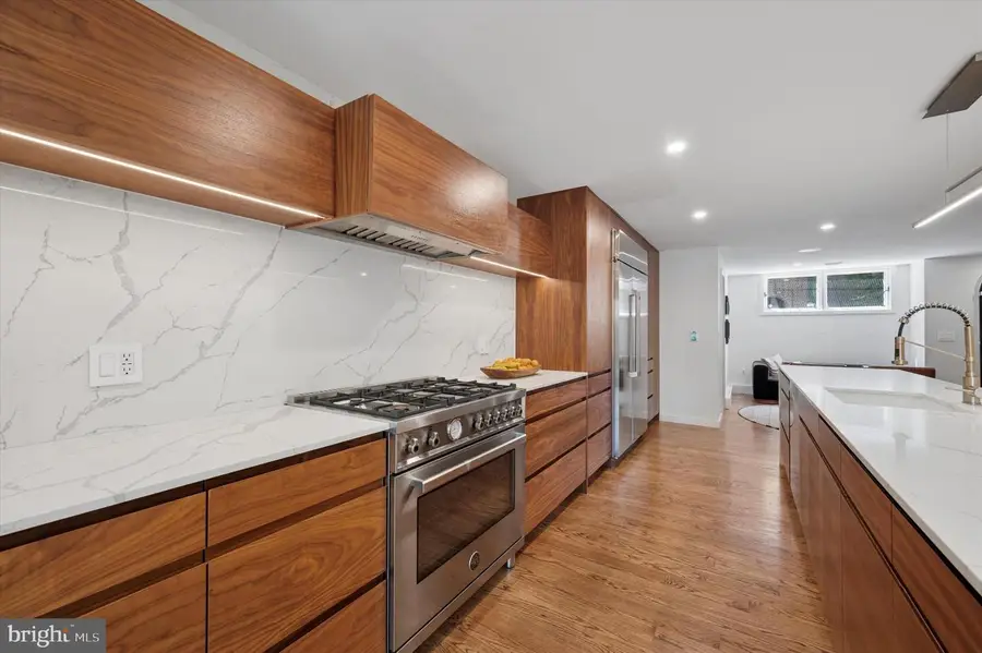 283 Locust St, Philadelphia, PA 19106 - #3