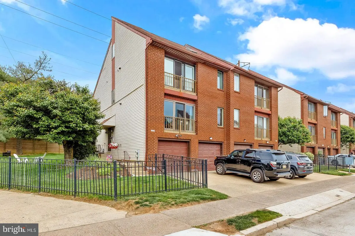 9504 James St #a, Philadelphia, PA 19114 - #1