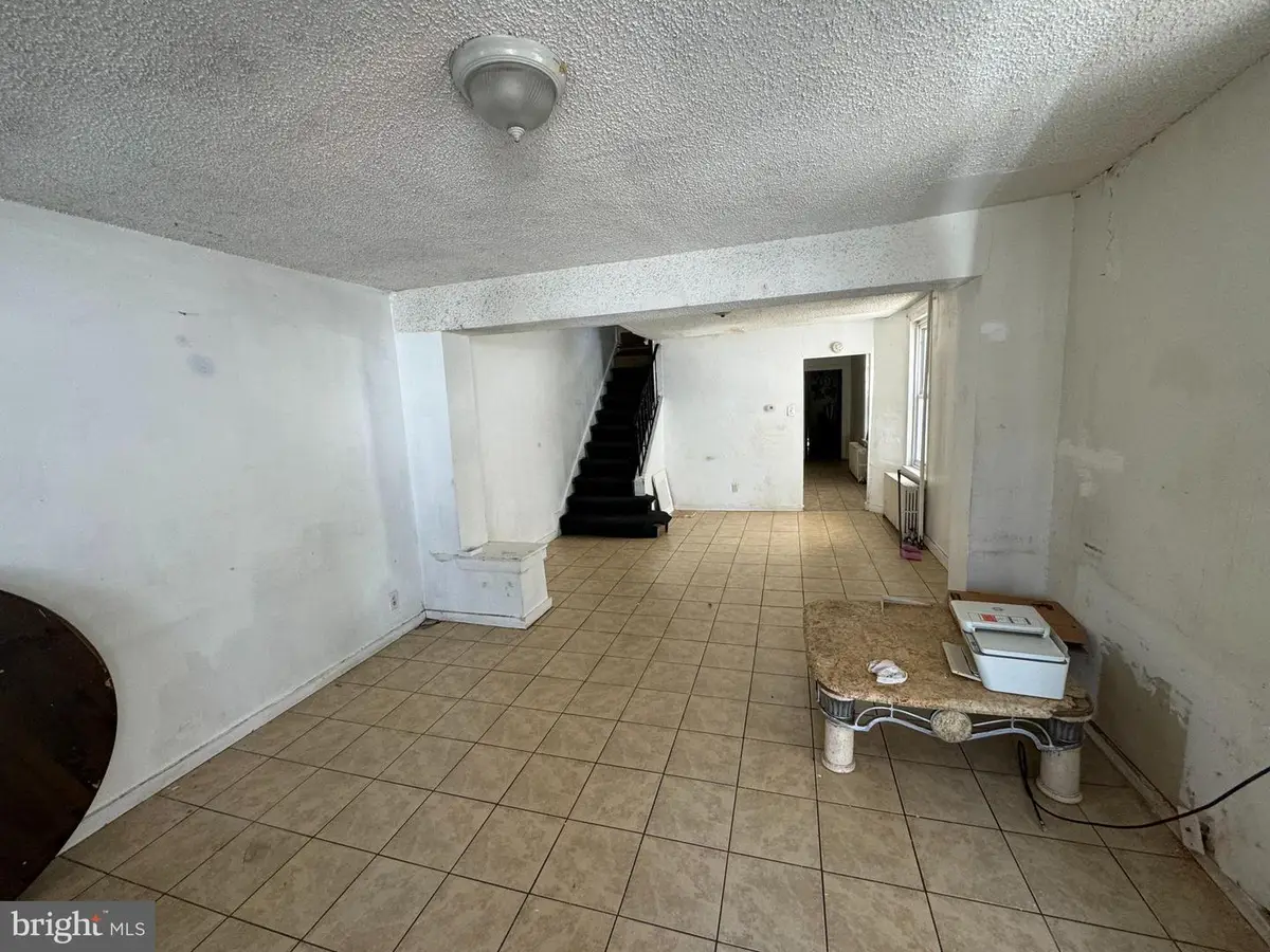 5016 W Thompson St, Philadelphia, PA 19131 - #1