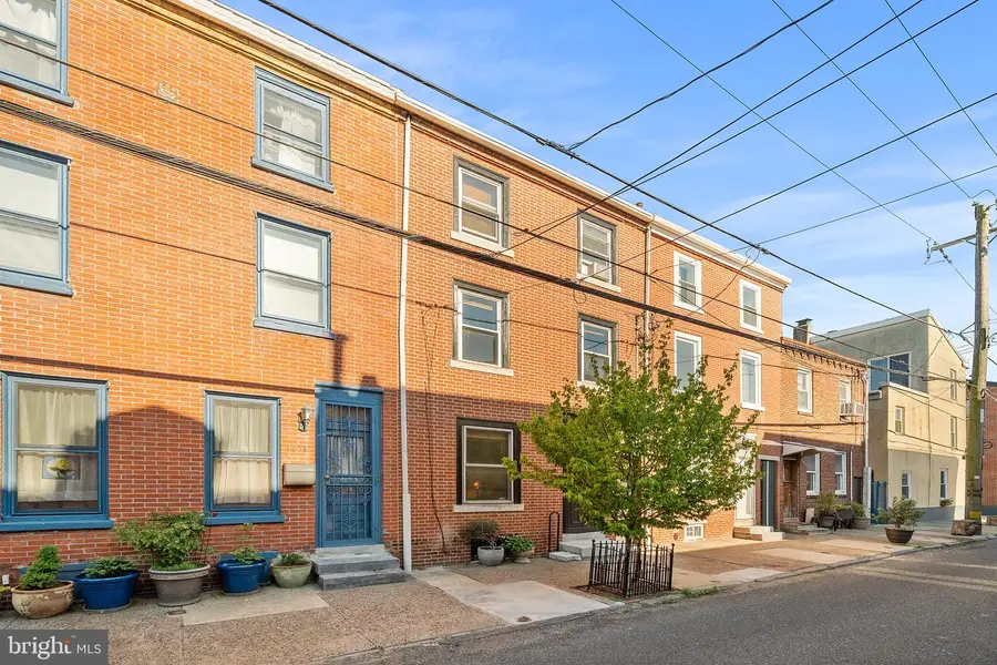 1007 N Lawrence St, Philadelphia, PA 19123 - #2