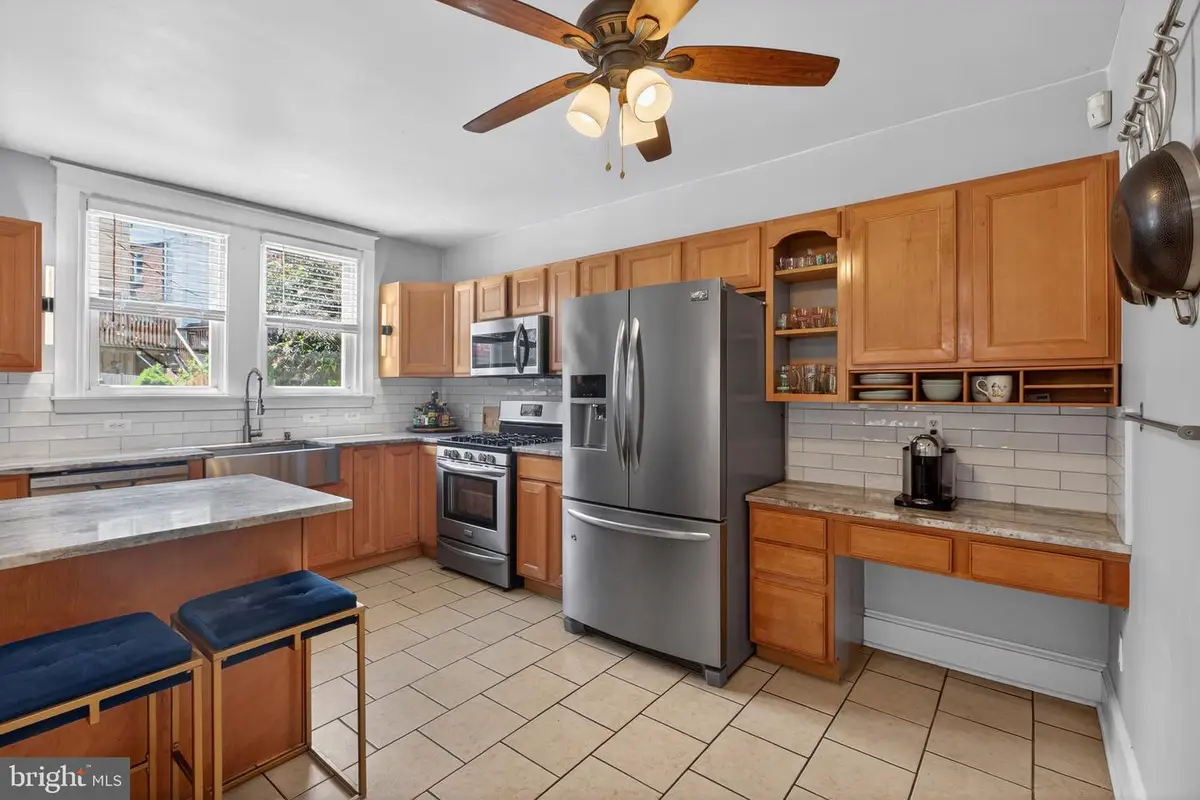645 Gerhard St, Philadelphia, PA 19128 - #1