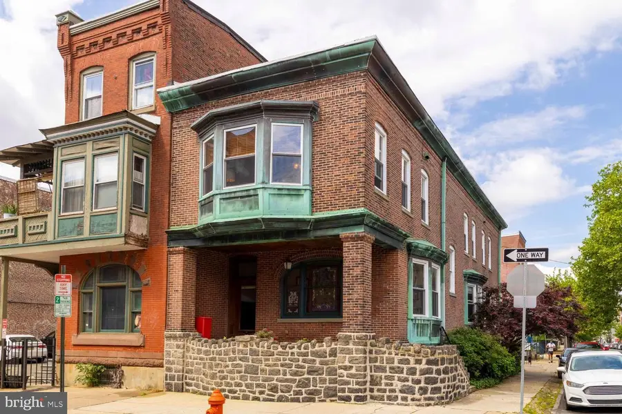 328 N 39th St, Philadelphia, PA 19104 - #3