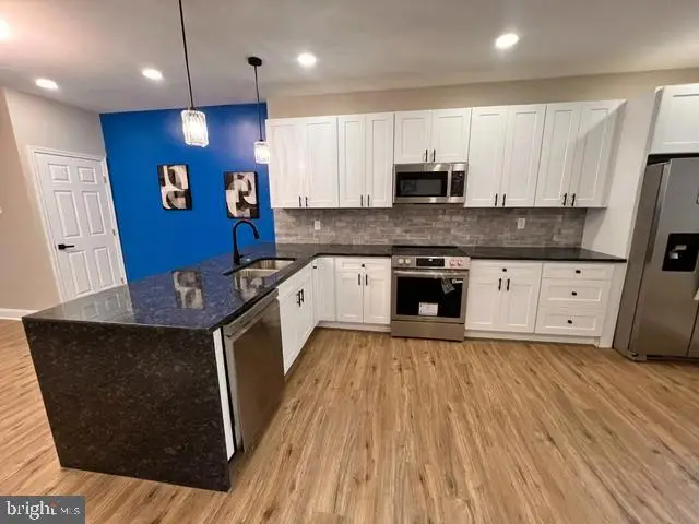5627 Cedar Ave, Philadelphia, PA 19143 - #3