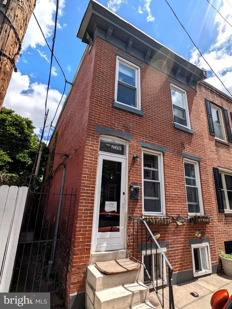 865 N Bambrey St, Philadelphia, PA 19130 - #1