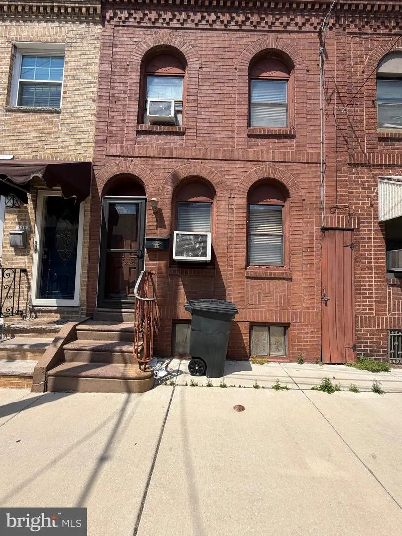 937 Hoffman St, Philadelphia, PA 19148 - #1