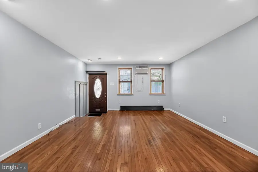 1220 Titan St, Philadelphia, PA 19147 - #3