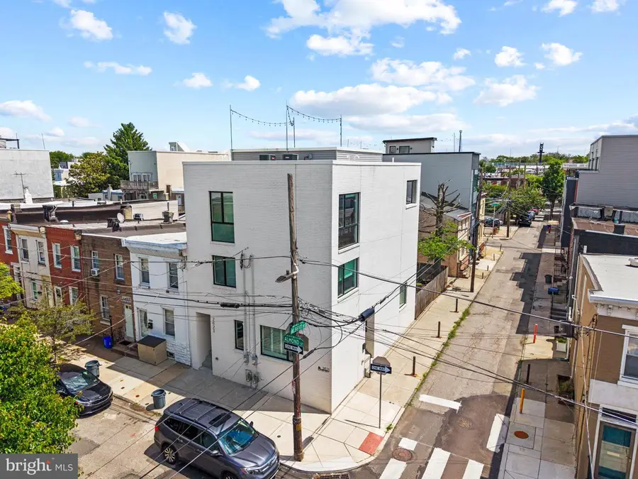 2621 Almond St, Philadelphia, PA 19125 - #2