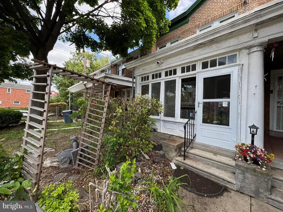 6343 Magnolia St, Philadelphia, PA 19144 - #2
