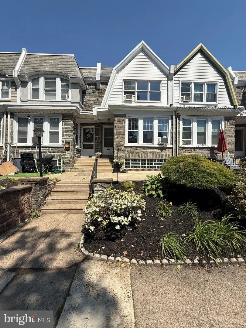 7154 Cottage St, Philadelphia, PA 19135 - #1