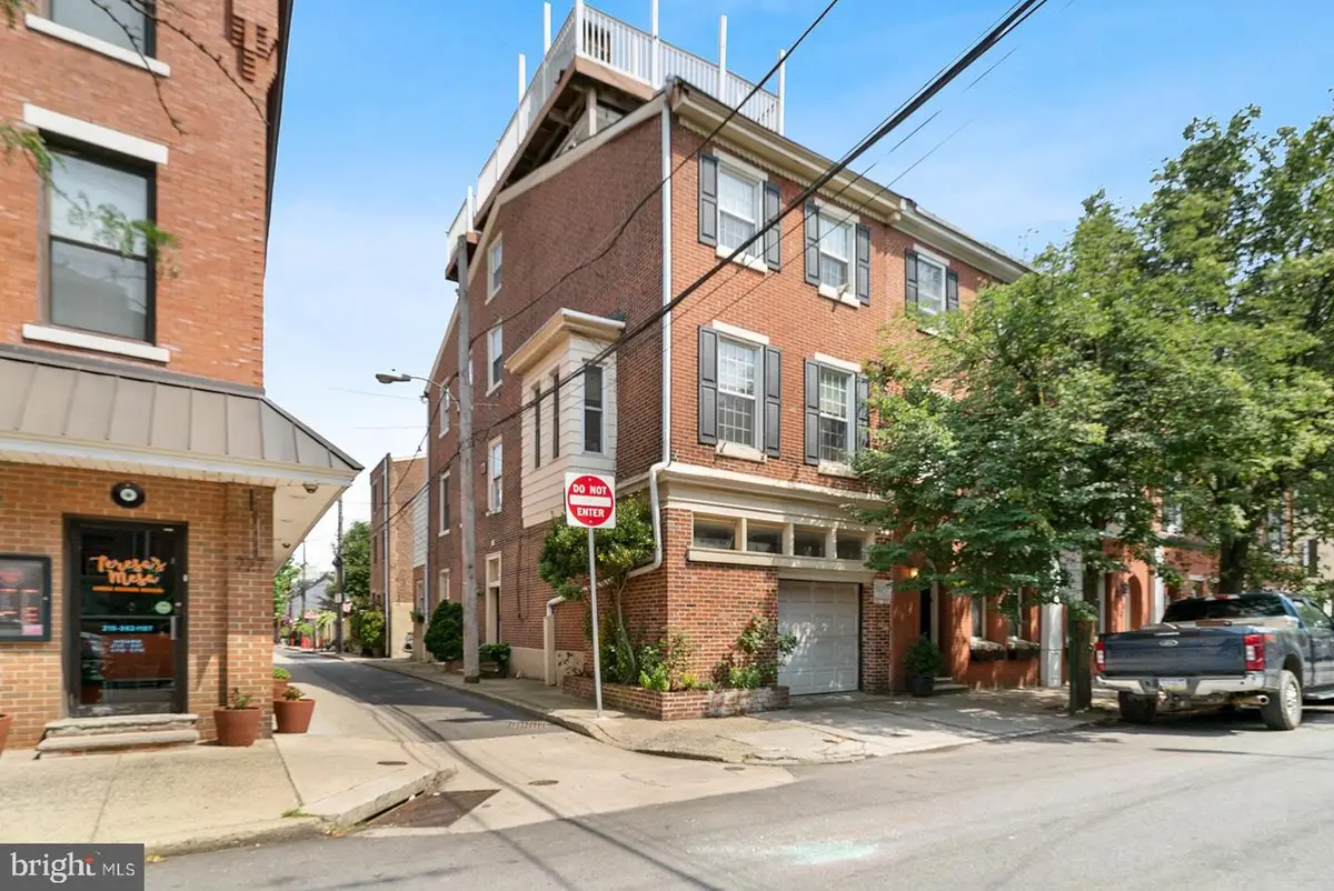 729 S 2nd St #a, Philadelphia, PA 19147 - #1