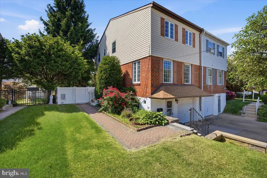 10882 Knights Rd, Philadelphia, PA 19154 - #2