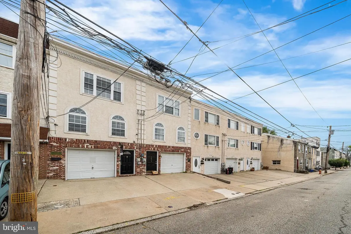 4847 Ogle St, Philadelphia, PA 19127 - #1