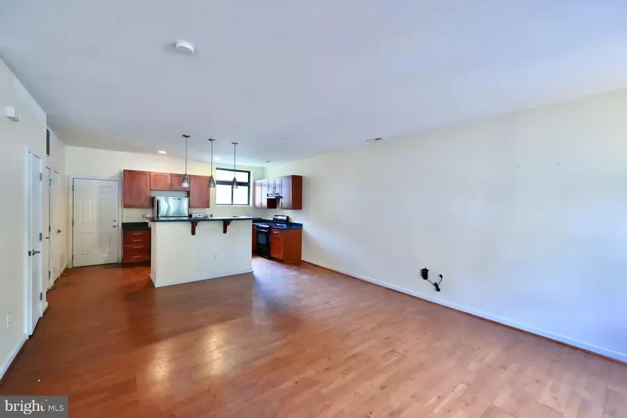 621-00 N 10th St, Philadelphia, PA 19123 - #3