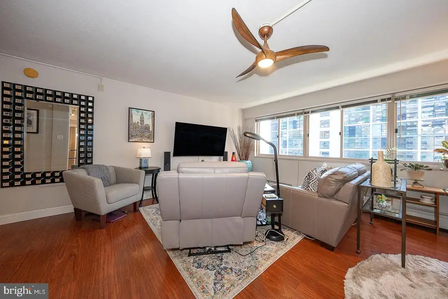 1900 John F Kennedy Blvd #1808, Philadelphia, PA 19103 - #2