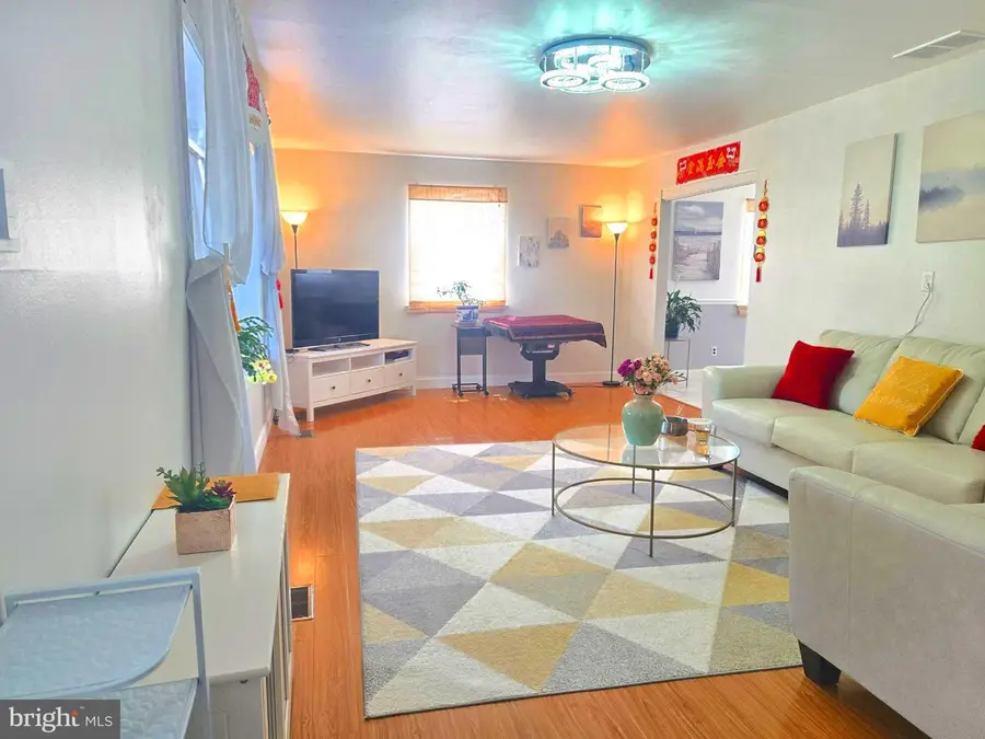 1874 Garth Rd, Philadelphia, PA 19116 - #3