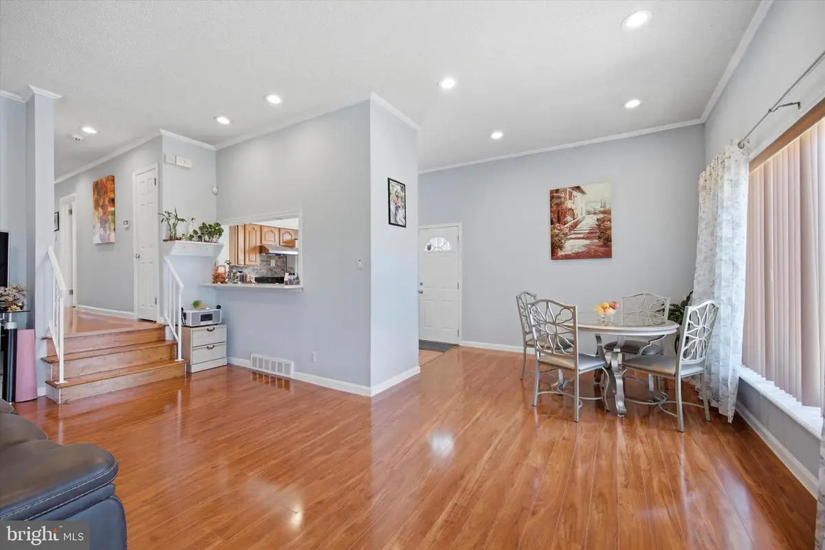 8345 Langdon St, Philadelphia, PA 19152 - #1