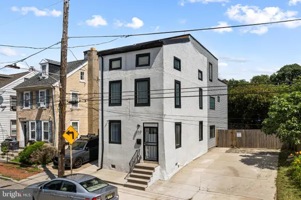 140 W Price St, PHILADELPHIA, PA 19144