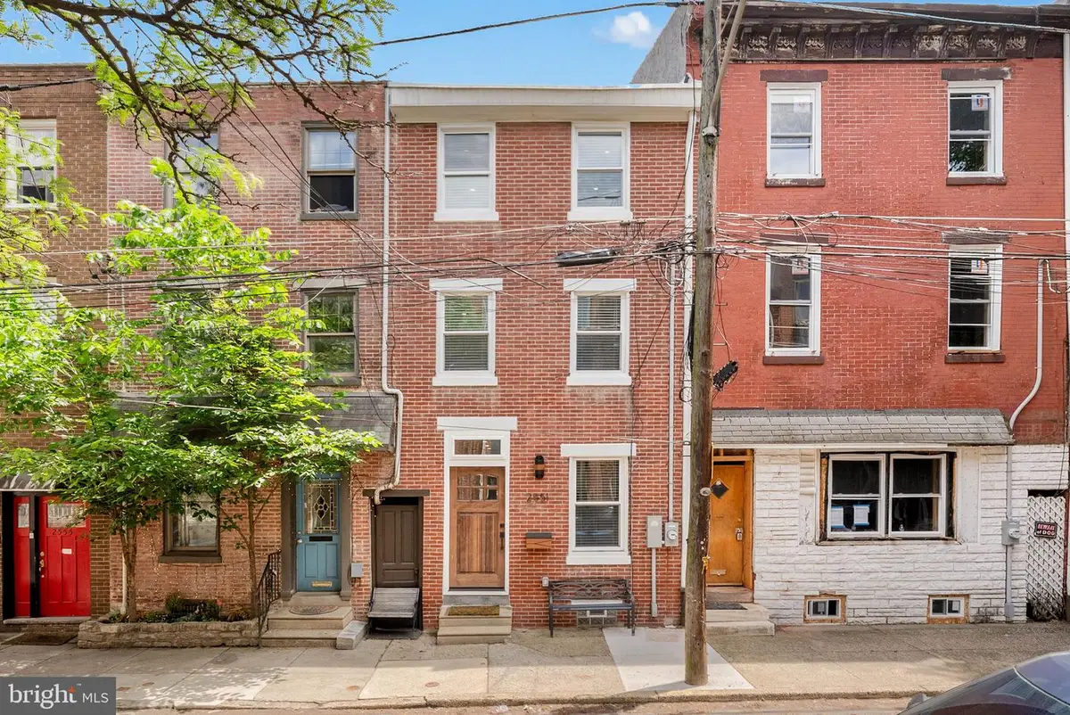 2551 Salmon St, Philadelphia, PA 19125 - #1