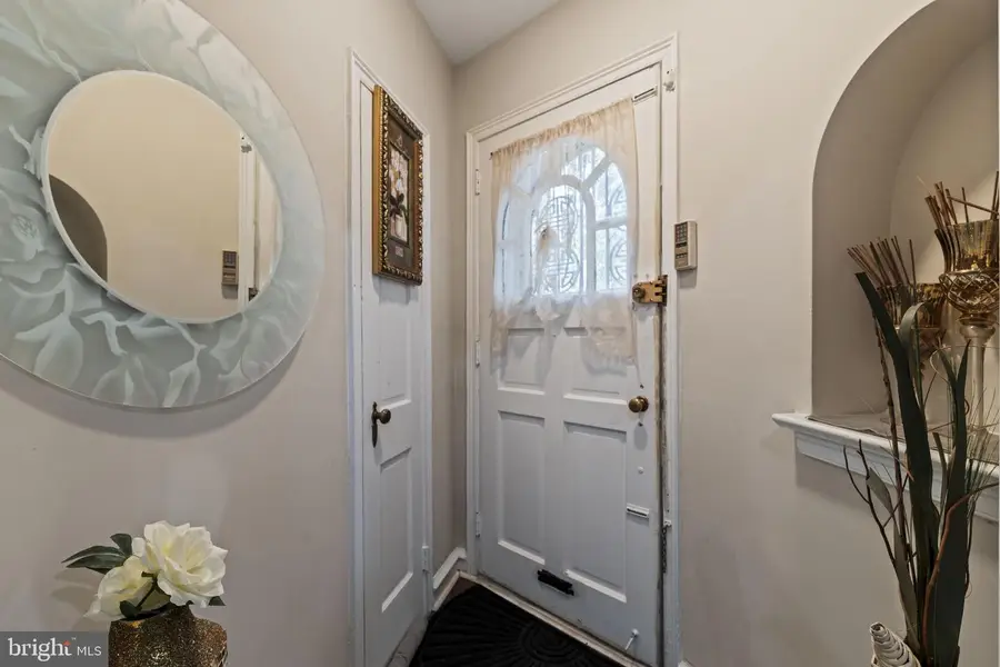 6023 N 13th St, Philadelphia, PA 19141 - #2