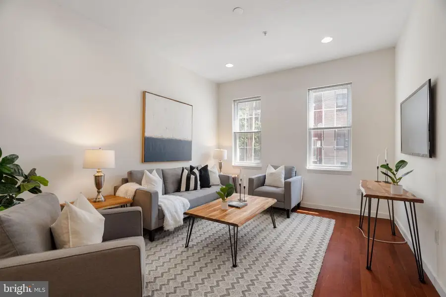 802 N 16th St, Philadelphia, PA 19130 - #2