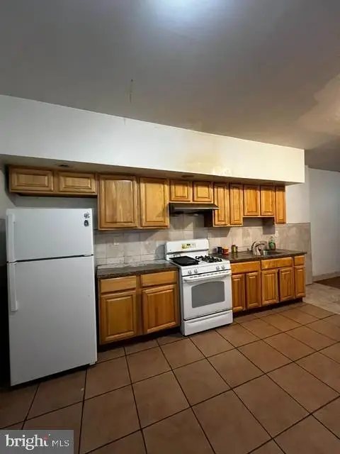 1905 S 7th St, Philadelphia, PA 19148 - #1