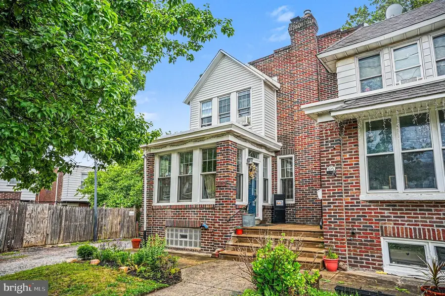 627 Roxborough Ave, Philadelphia, PA 19128 - #2