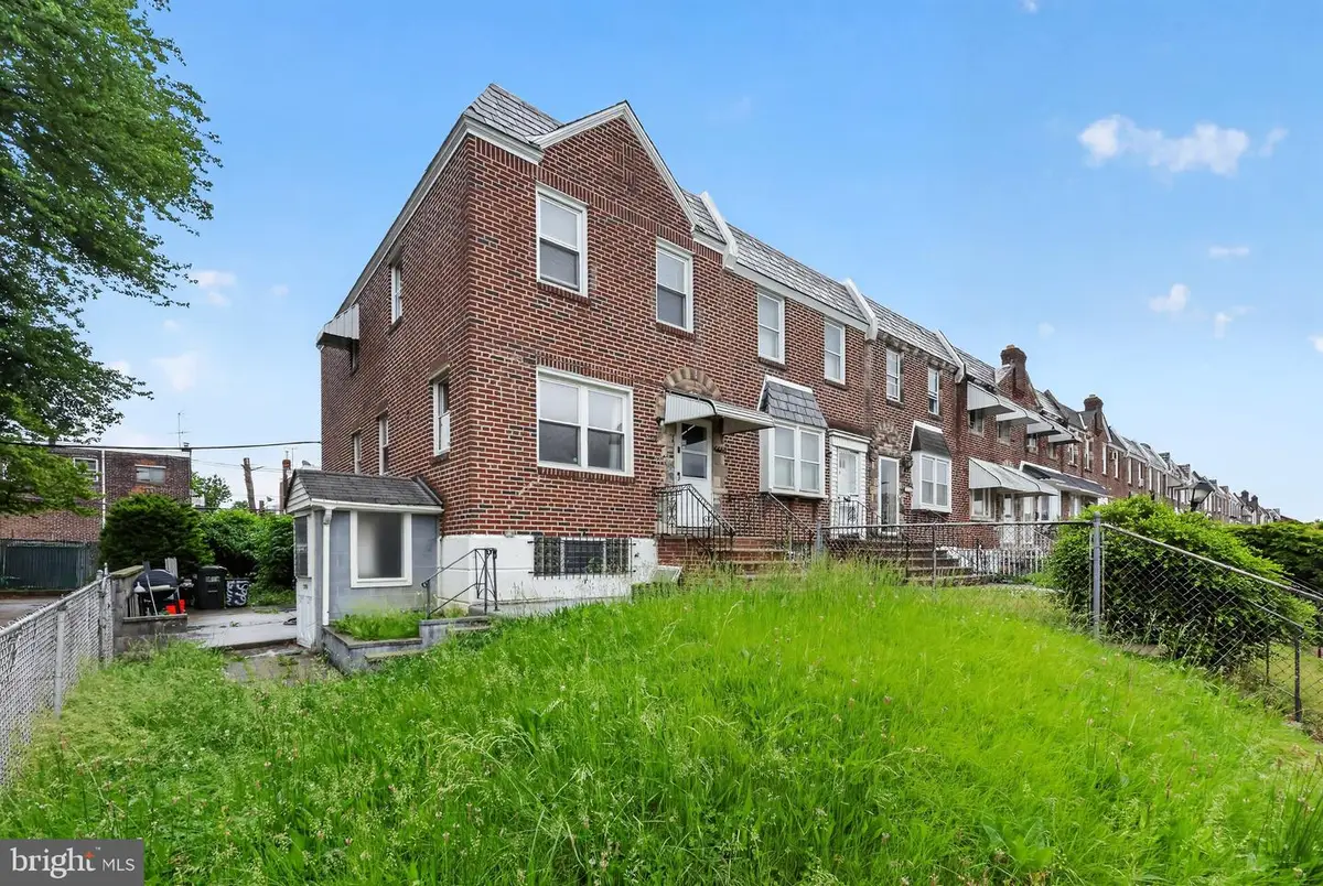 6651 Gillespie St, Philadelphia, PA 19135 - #1
