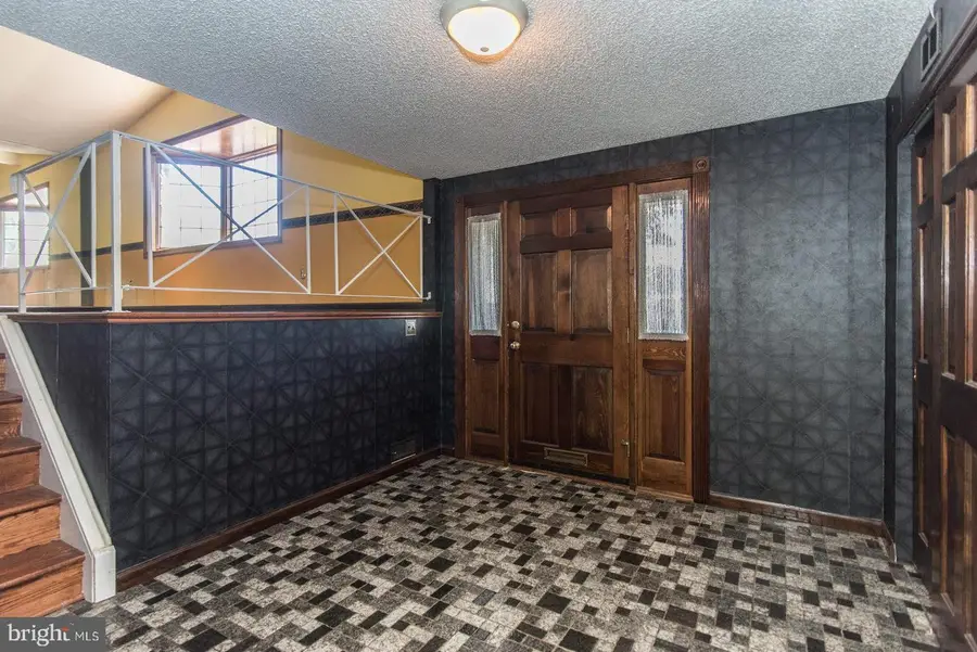 9316 Laramie Rd, Philadelphia, PA 19115 - #3