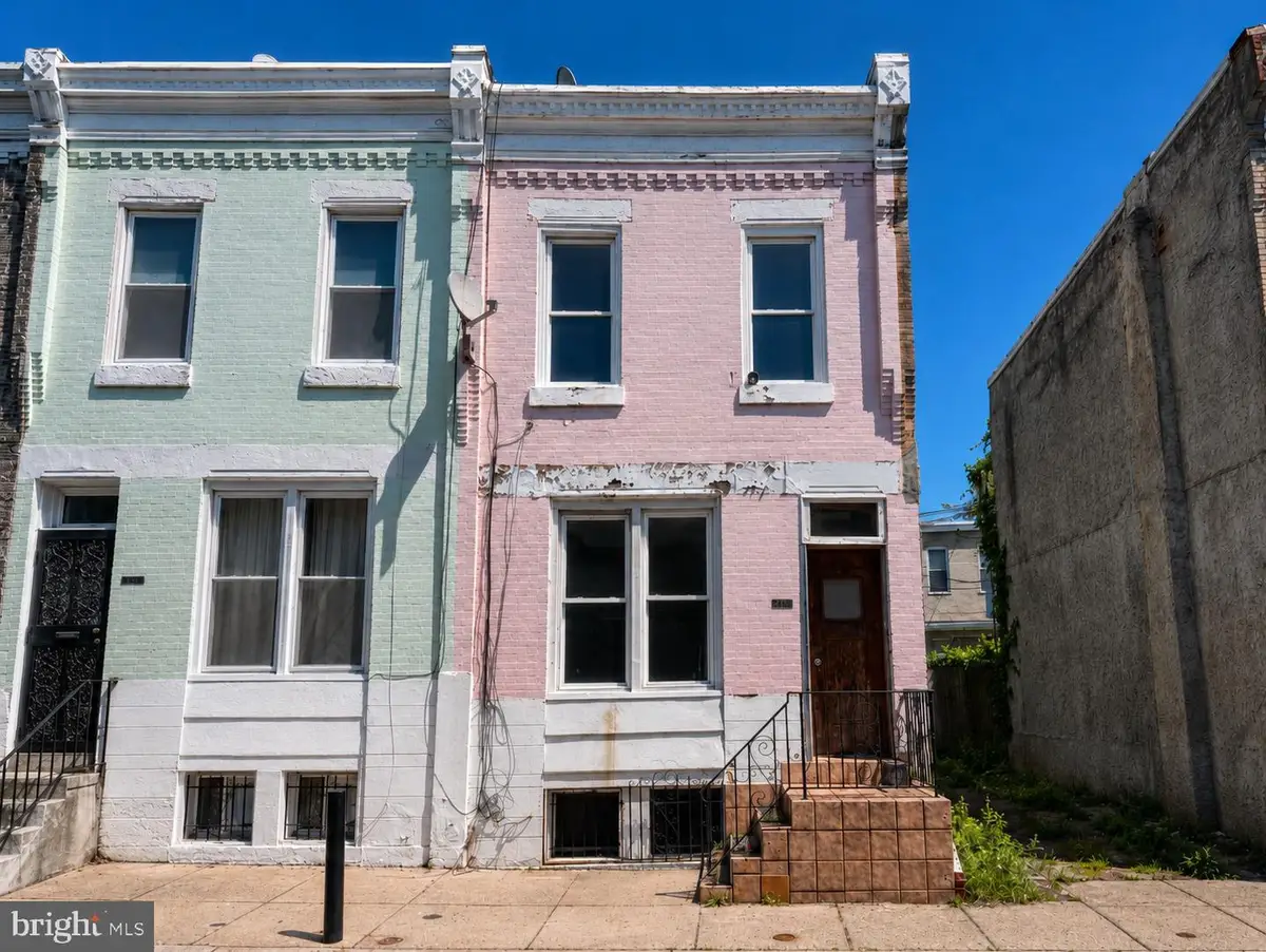 2517 N Gratz St, Philadelphia, PA 19132 - #1