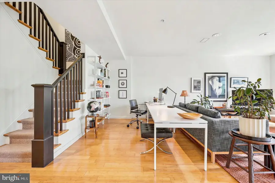 934-50 N 3rd St #302, Philadelphia, PA 19123 - #2