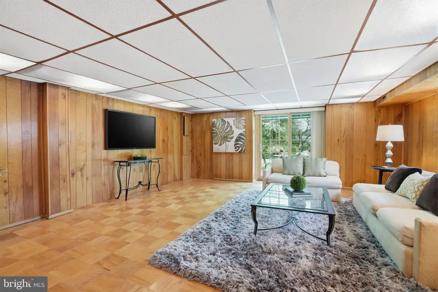 9230 Crispin St, Philadelphia, PA 19114 - #2