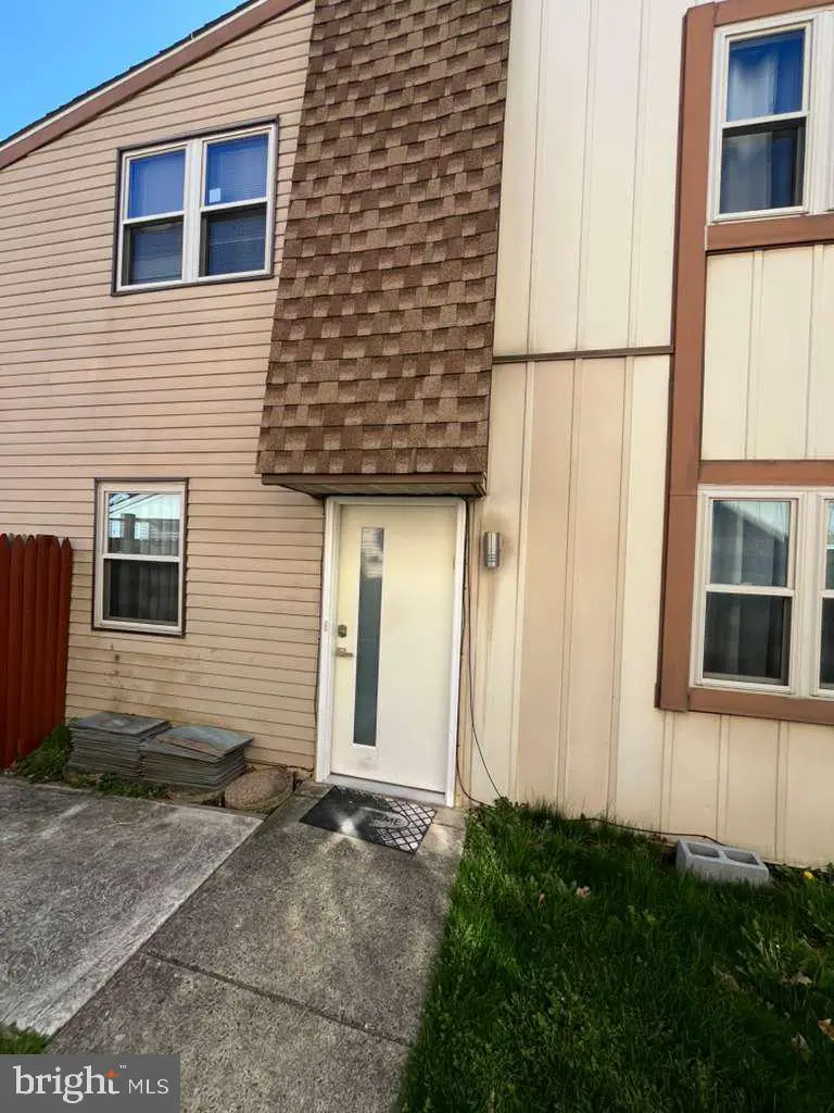 10215 Murty Ln, Philadelphia, PA 19116 - #2