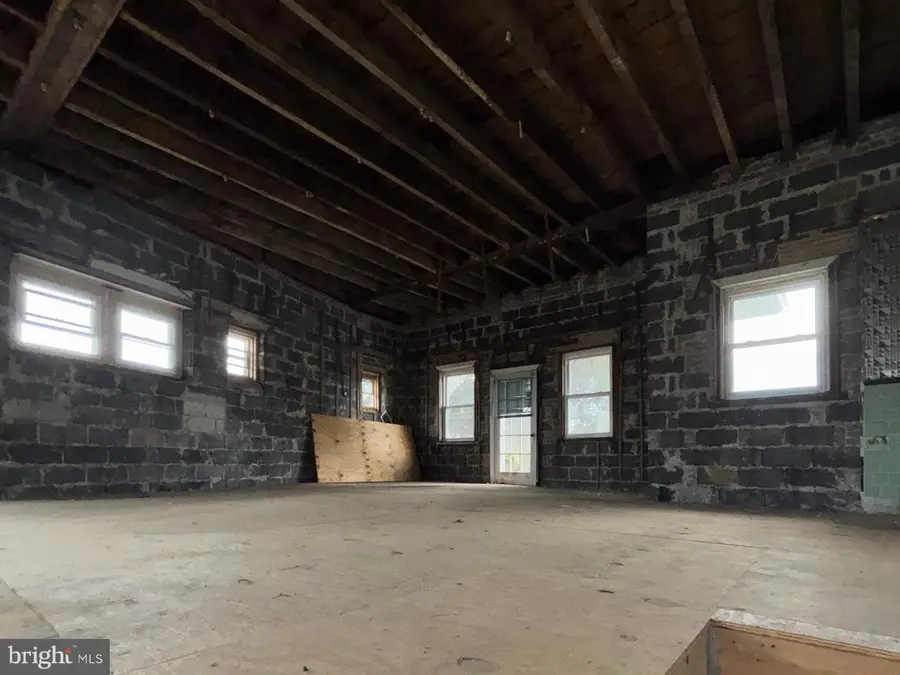 4401 Sherwood Rd, Philadelphia, PA 19131 - #3