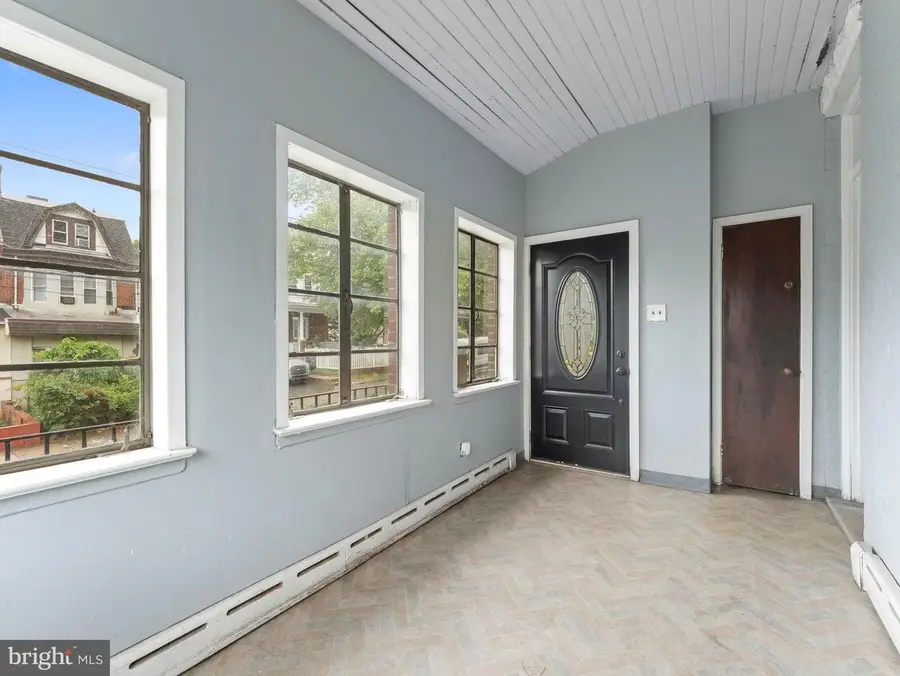 1231 Foulkrod St, Philadelphia, PA 19124 - #3
