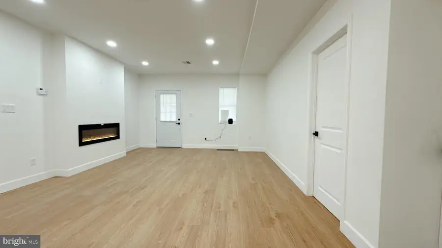 4649 Penn St, Philadelphia, PA 19124 - #2