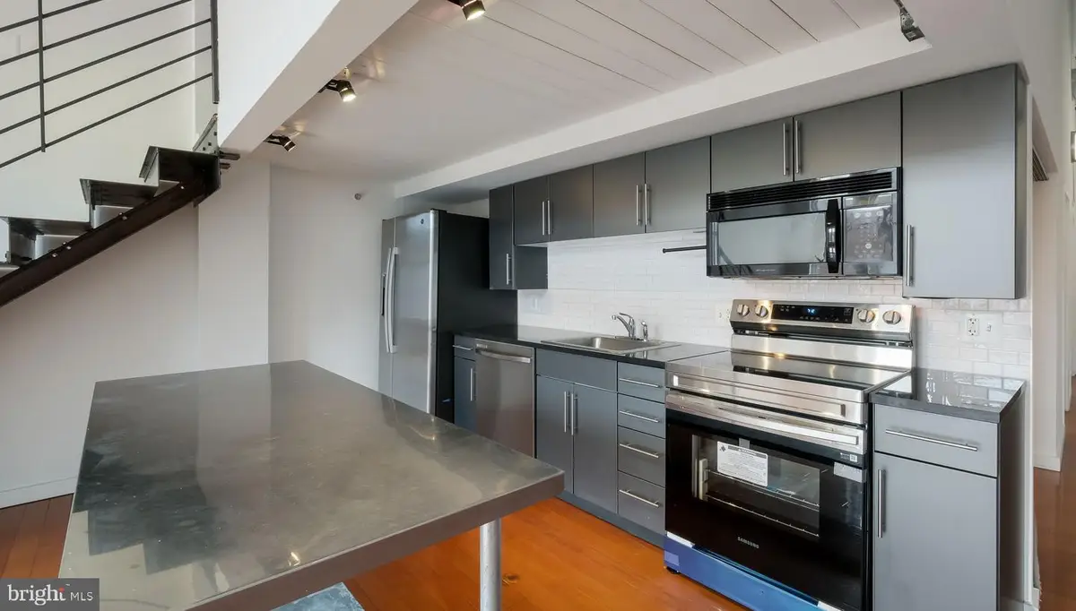 1027 Arch St #407, Philadelphia, PA 19107 - #1