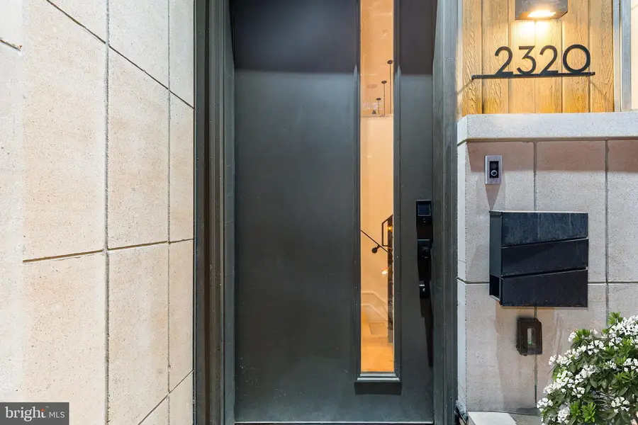 2320 Sansom St, Philadelphia, PA 19103 - #2