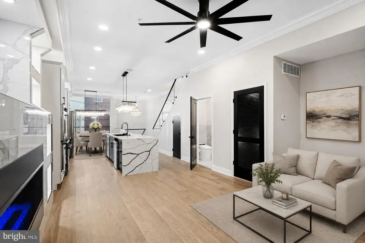 244 Montrose St, Philadelphia, PA 19147 - #1