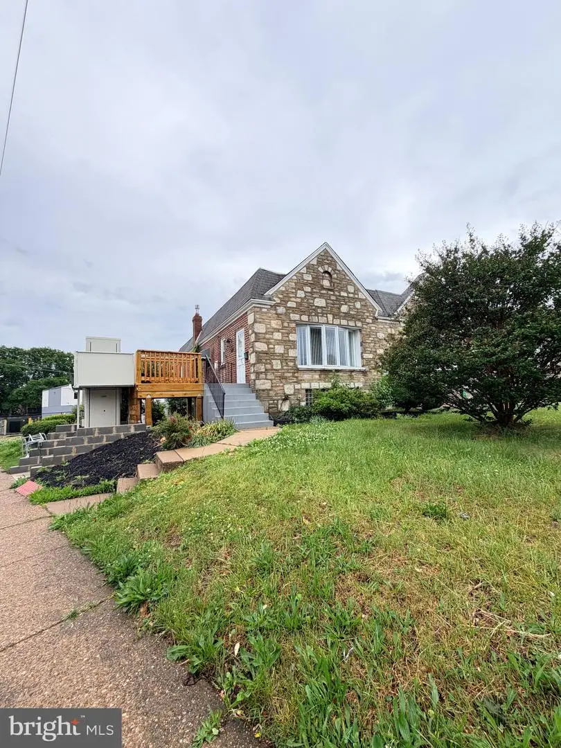 7639 Leonard, Philadelphia, PA 19152 - #1