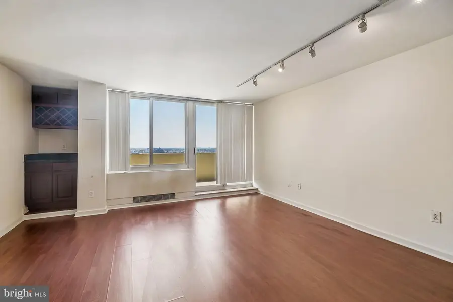 604-36 S Washington Sq #2211, Philadelphia, PA 19106 - #2
